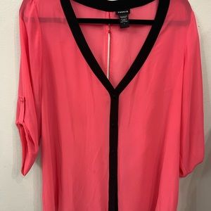 Torrid Sz 1 Pink and Black Blouse